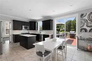 12 Woodlake Dr, Johnston, RI 02919 - Photo 9