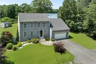 12 Woodlake Dr, Johnston, RI 02919 - Photo 3