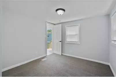 39 Cathy Circle, Portsmouth, RI 02871 - Photo 13