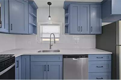 39 Cathy Circle, Portsmouth, RI 02871 - Photo 5