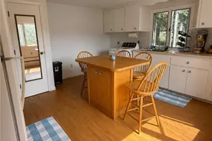 28 Lakeside Dr, Narragansett, RI 02882 - Photo 5