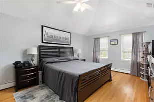 25 Factory Pond Cir, Smithfield, RI 02828 - Photo 31