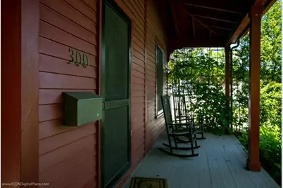 300 Broadway, Newport, RI 02840 - Photo 33
