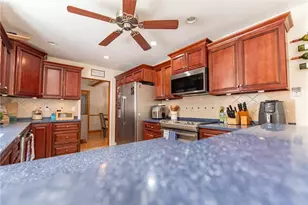 92 New Rd, Plainfield, CT 06354 - Photo 11