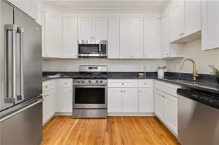 43 Chapin Ave, Providence, RI 02909 - Photo 15