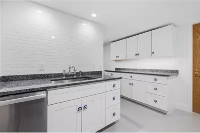 53 Conanicus Avenue #3A, Jamestown, RI 02835 - Photo 23