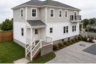 822 Atwood Ave, Cranston, RI 02920 - Photo 3