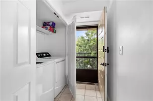 650 E Greenwich Ave, West Warwick, RI 02893 - Photo 23