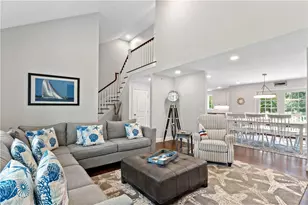206 Poppasquash Rd, Bristol, RI 02809 - Photo 7