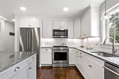 206 Poppasquash Road, Bristol, RI 02809 - Photo 11