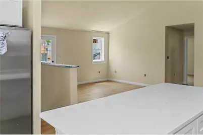 160 Fifth Avenue, Woonsocket, RI 02895 - Photo 9