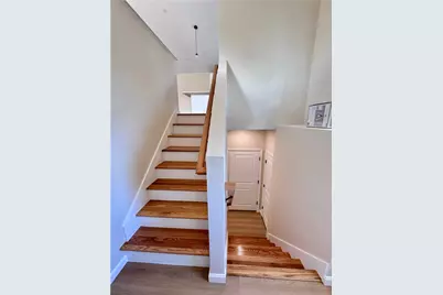 160 Fifth Avenue, Woonsocket, RI 02895 - Photo 17