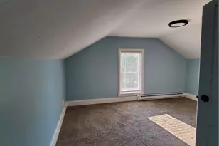 27 Centre St, West Warwick, RI 02893 - Photo 19