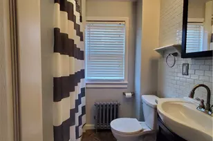 27 Centre St, West Warwick, RI 02893 - Photo 21