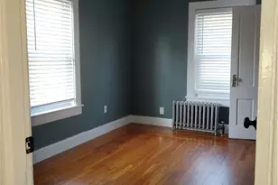 27 Centre St, West Warwick, RI 02893 - Photo 13