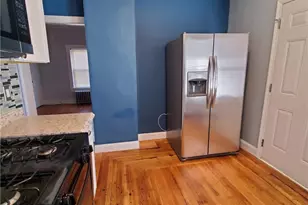 27 Centre St, West Warwick, RI 02893 - Photo 3