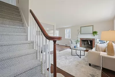 190 River Vue Avenue, Warwick, RI 02889 - Photo 5