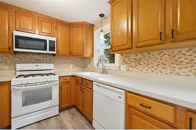 120 Tampa Street, West Warwick, RI 02893 - Photo 13