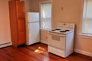 6 Goulding St, Providence, RI 02906 - Photo 3