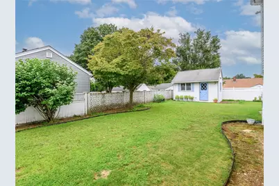 47 Homeland Street, Johnston, RI 02919 - Photo 9