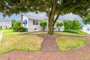 47 Homeland St, Johnston, RI 02919 - Photo 35