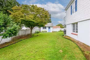 47 Homeland St, Johnston, RI 02919 - Photo 29
