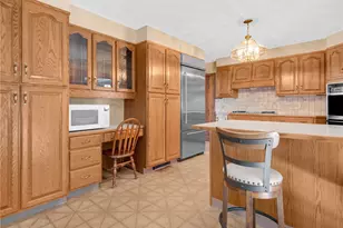 47 Homeland St, Johnston, RI 02919 - Photo 5