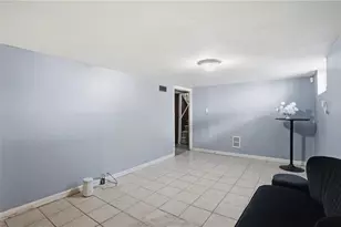 132 Roger Williams Ave, Providence, RI 02907 - Photo 33