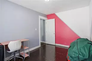 132 Roger Williams Ave, Providence, RI 02907 - Photo 29