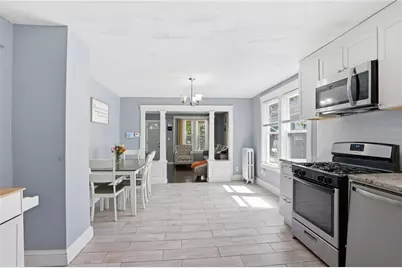 132 Roger Williams Avenue, Providence, RI 02907 - Photo 11
