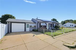 26 Rocco St, Pawtucket, RI 02860 - Photo 19