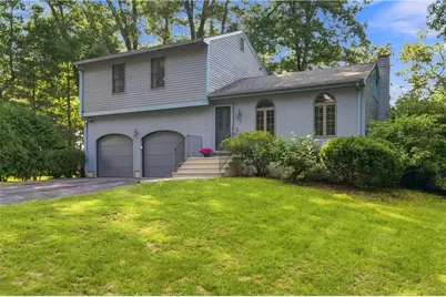 8 Sky View Road, North Smithfield, RI 02896 - Photo 1