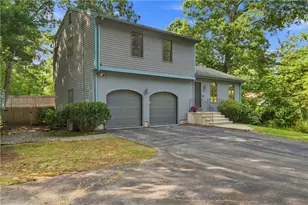 8 Sky View Rd, North Smithfield, RI 02896 - Photo 3