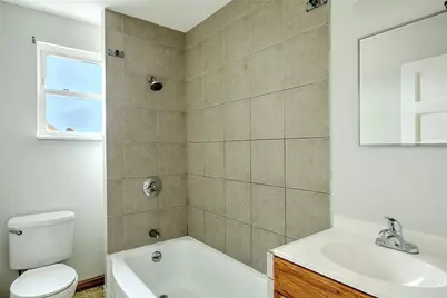 139 Hunts Avenue #1st, Pawtucket, RI 02861 - Photo 11