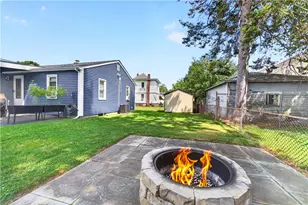 53 Peckham St, Pawtucket, RI 02861 - Photo 37