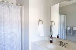 29 Crest St, Middletown, RI 02842 - Photo 25