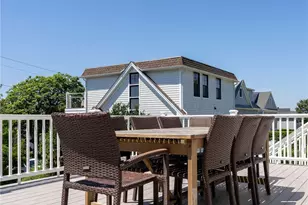 29 Crest St, Middletown, RI 02842 - Photo 3
