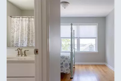 29 Crest Street, Middletown, RI 02842 - Photo 29