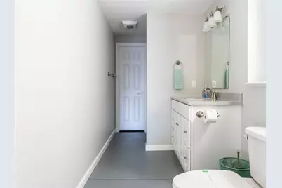 29 Crest Street, Middletown, RI 02842 - Photo 17
