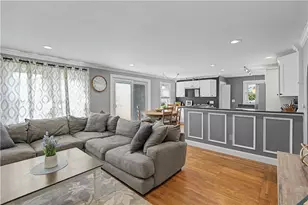 16 Edison St, Warwick, RI 02889 - Photo 11