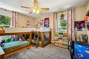 1061 Narragansett Blvd, Cranston, RI 02905 - Photo 25