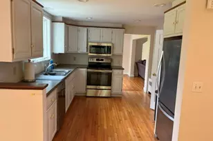 390 Indian Ave, Middletown, RI 02842 - Photo 3