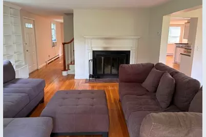 390 Indian Avenue, Middletown, RI 02842 - Photo 7