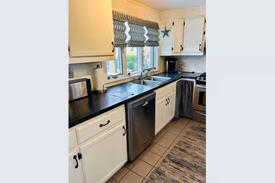 1321 Anthony Road, Portsmouth, RI 02871 - Photo 5