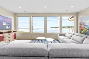 82 Ellery Rd, Newport, RI 02840 - Photo 23
