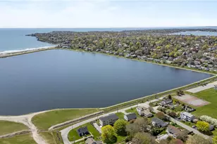 82 Ellery Rd, Newport, RI 02840 - Photo 33