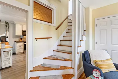 53 Edgewood Avenue, Cranston, RI 02905 - Photo 17