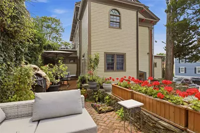 92 Pelham Street #1, Newport, RI 02840 - Photo 29