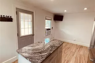 118 Balch St, Pawtucket, RI 02861 - Photo 7