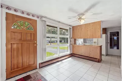 124 Chatworth Avenue, Warwick, RI 02886 - Photo 3